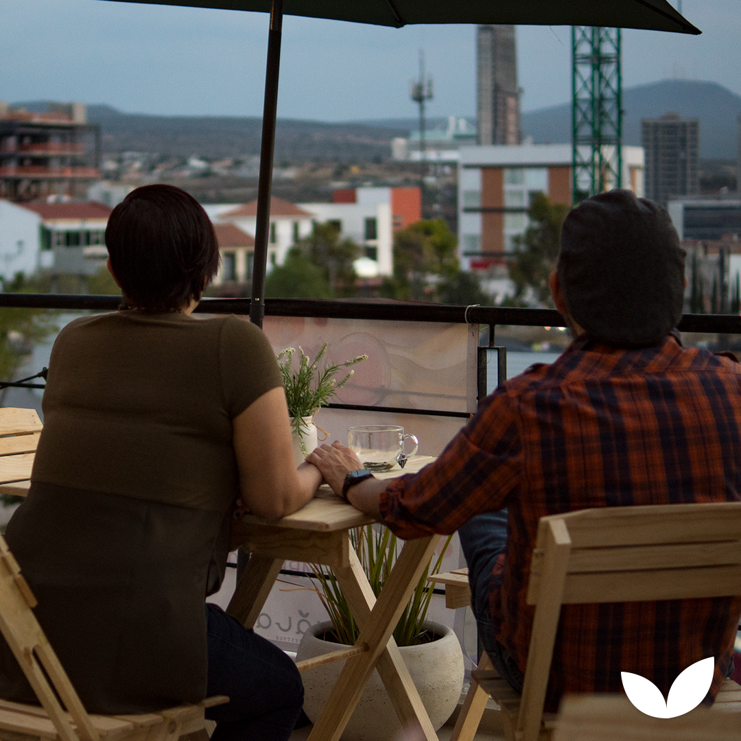 TERRAZA-PAREJA